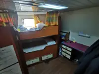Kapal pasokan kanggo didol