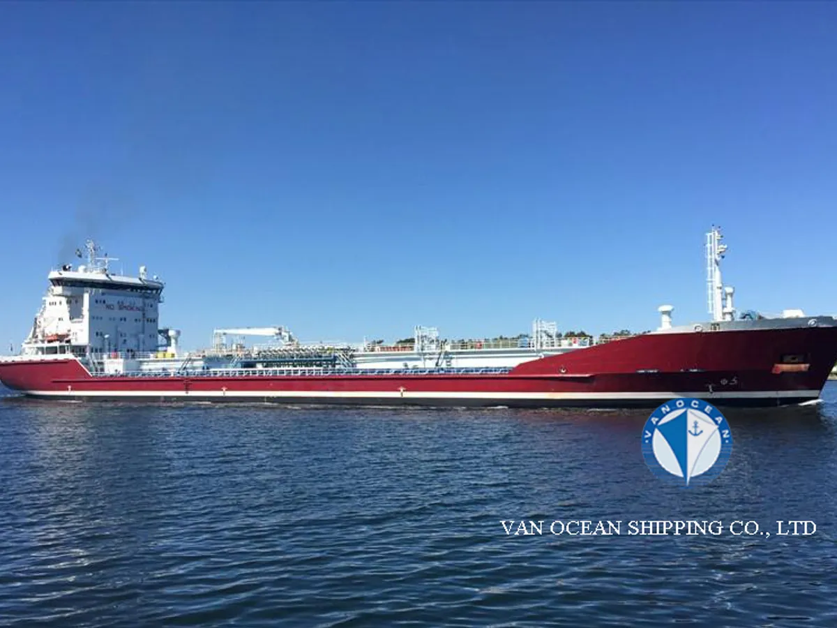 Kapal tanker minyak/bahan kimia kanggo didol