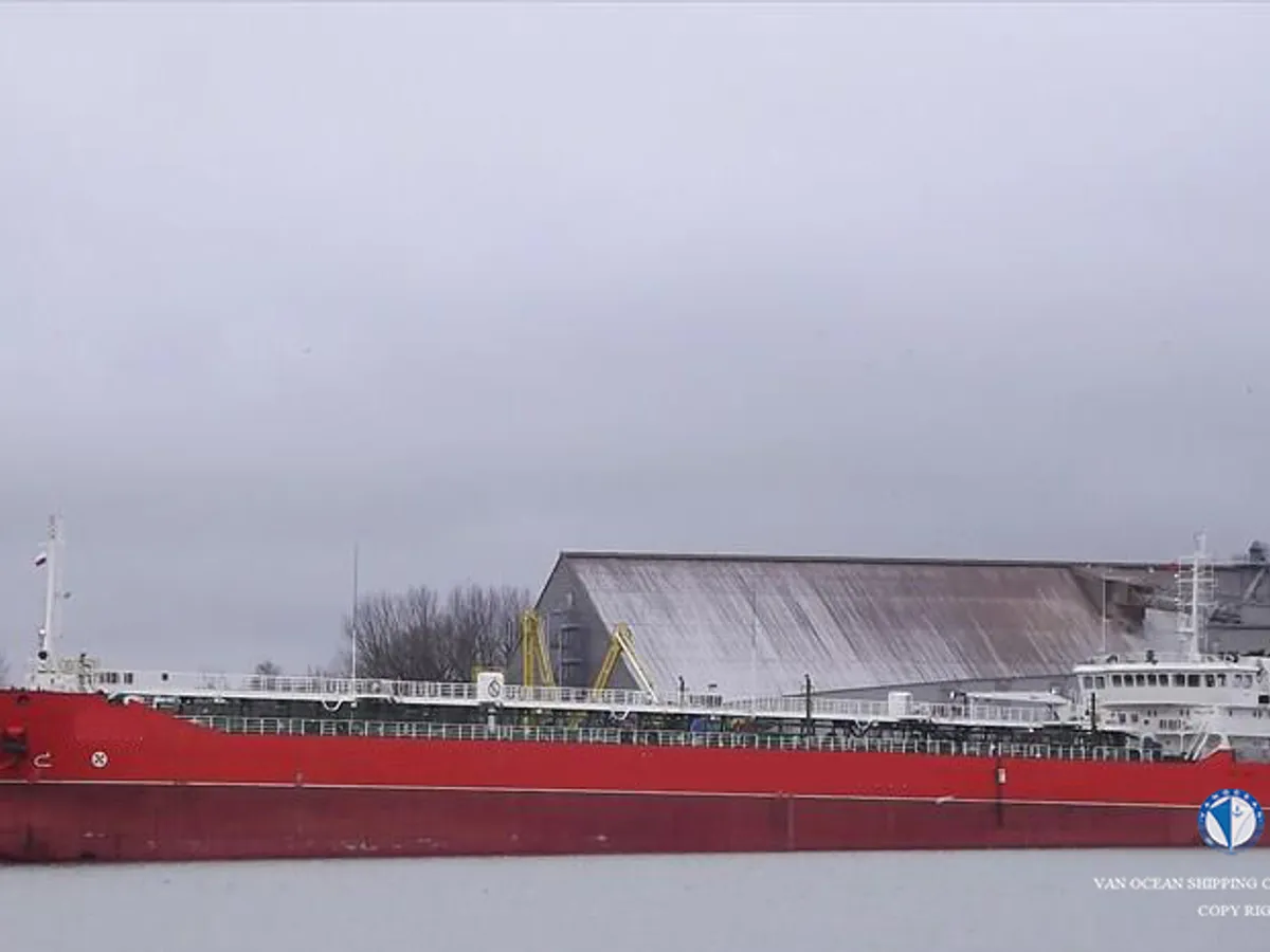 Kapal tanker minyak/bahan kimia kanggo didol