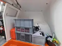 Kapal kontainer kanggo didol