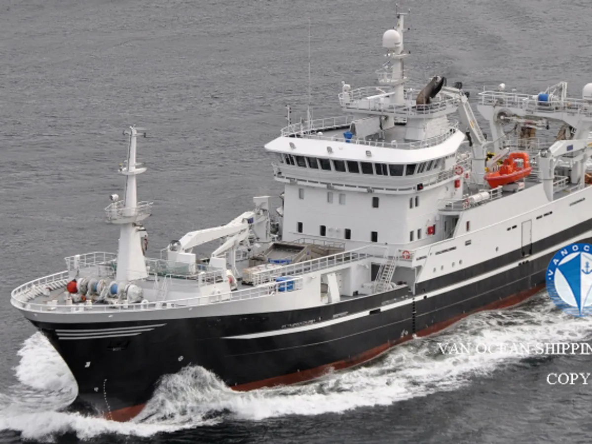 Kapal trawler kanggo didol