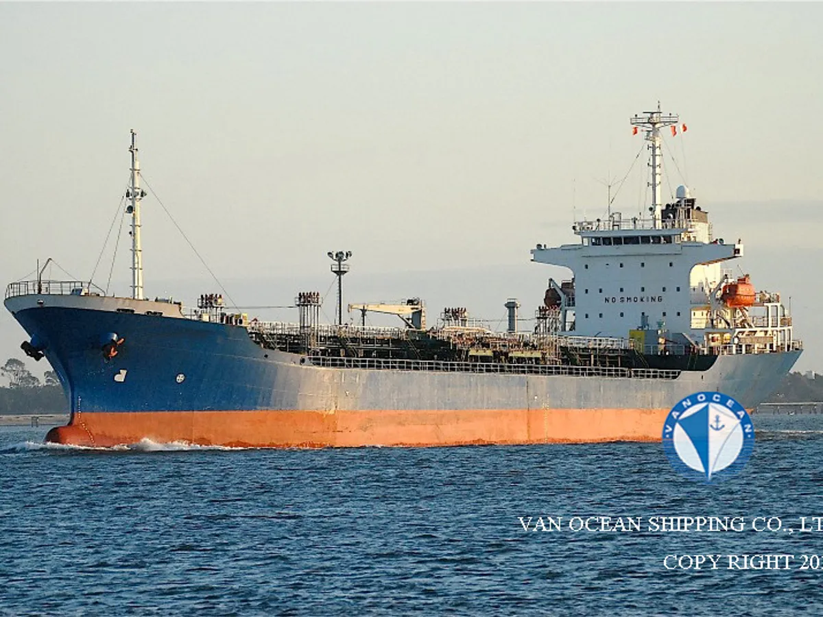 Kapal tanker minyak/bahan kimia kanggo didol