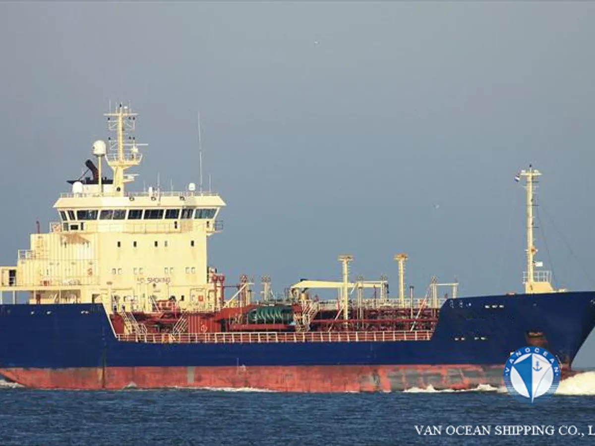 Kapal tanker minyak/bahan kimia kanggo didol