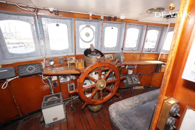 Kapal riset kanggo didol