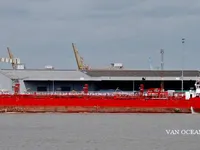 Kapal tanker minyak/bahan kimia kanggo didol