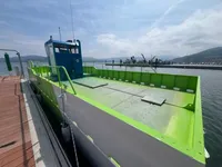 Kapal kerja kanggo didol