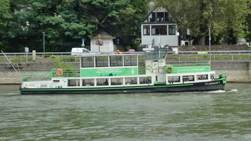 Kapal penumpang kanggo didol