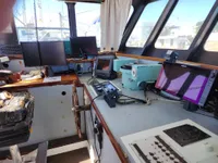 Kapal trawler kanggo didol