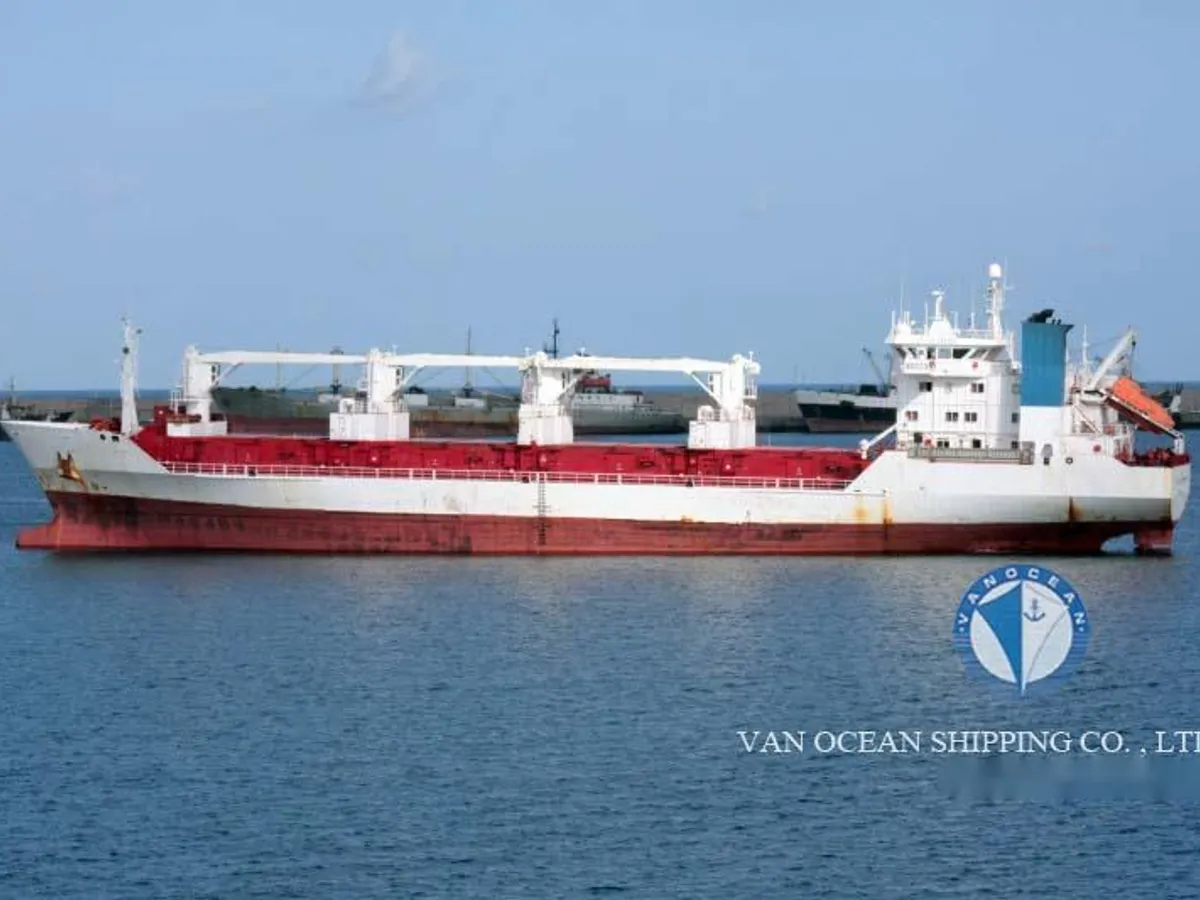Kapal reefer kanggo didol