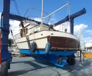 Kapal tanker minyak/bahan kimia kanggo didol