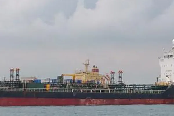 Oil/Chemical tanker for sale