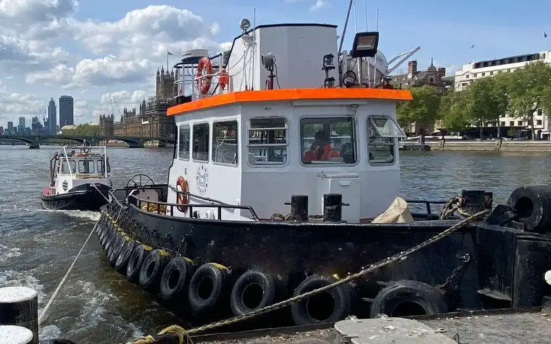 Kapal penarik kanggo didol