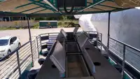 Kapal kontainer kanggo didol