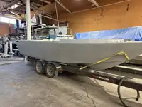 Kapal kerja kanggo didol