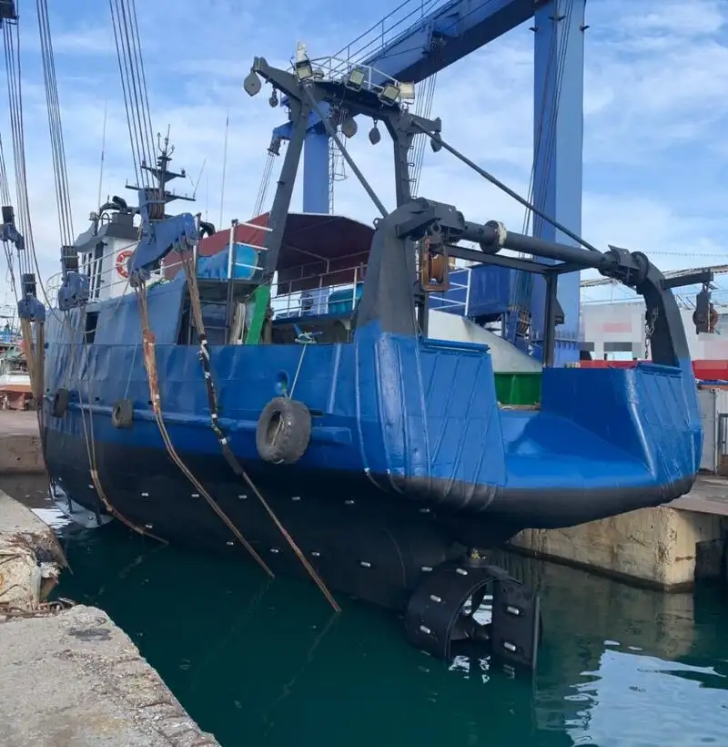 Kapal trawler kanggo didol