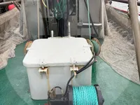 Kapal trawler berkas kanggo didol