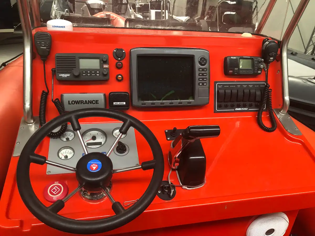 Kapal kontainer kanggo didol