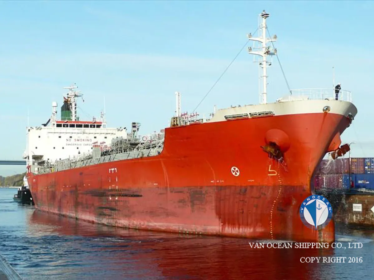 Kapal tanker minyak/bahan kimia kanggo didol