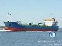 Kapal tanker minyak/bahan kimia kanggo didol