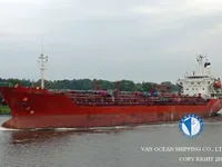 Kapal tanker minyak/bahan kimia kanggo didol