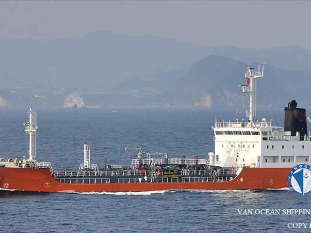 Kapal tanker minyak/bahan kimia kanggo didol