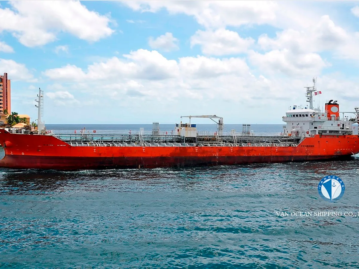 Kapal tanker minyak/bahan kimia kanggo didol