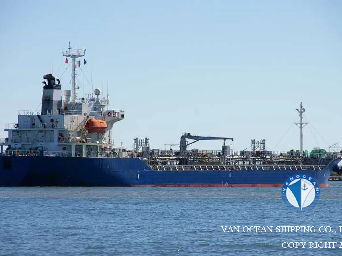 Kapal tanker minyak/bahan kimia kanggo didol