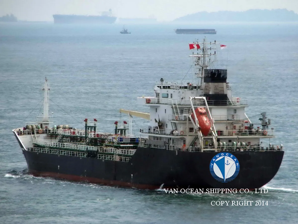 Kapal tanker minyak/bahan kimia kanggo didol