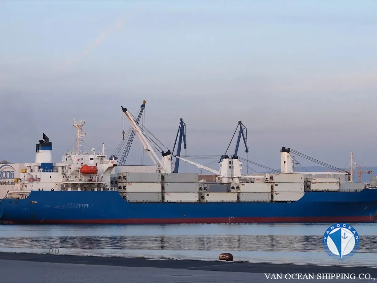 Kapal reefer kanggo didol