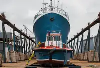 Kapal purse seiner kanggo didol
