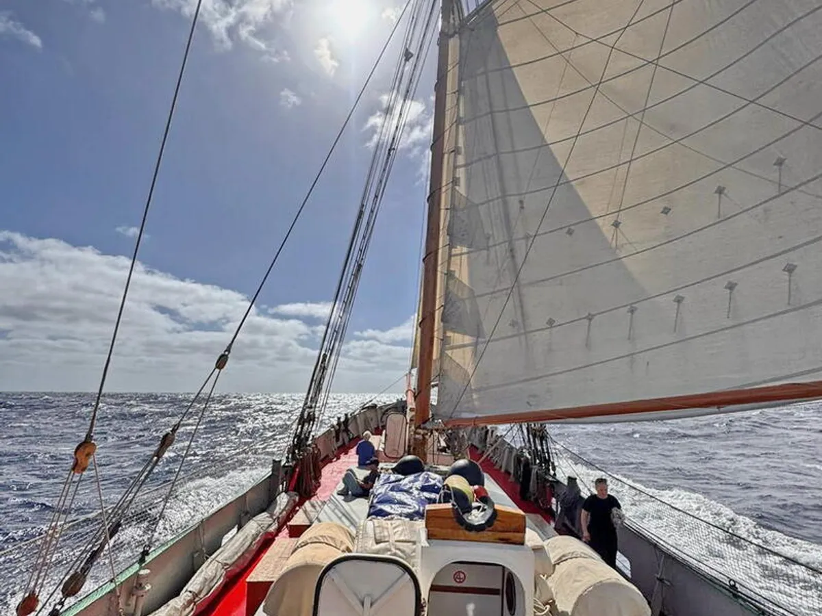 Yacht kanggo didol