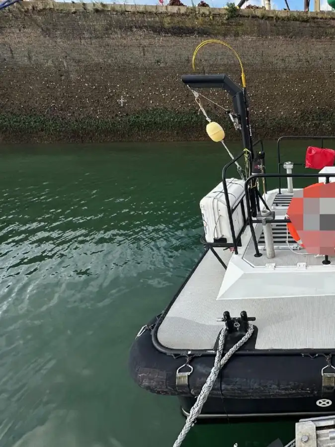 Kapal pilot kanggo didol