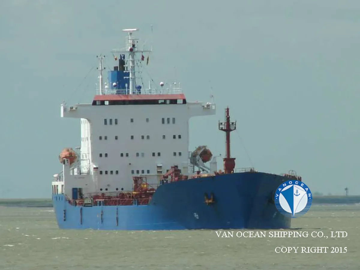 Kapal tanker minyak/bahan kimia kanggo didol