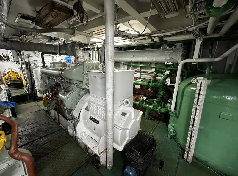 Kapal trawler kanggo didol