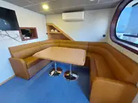 Kapal kerja kanggo didol