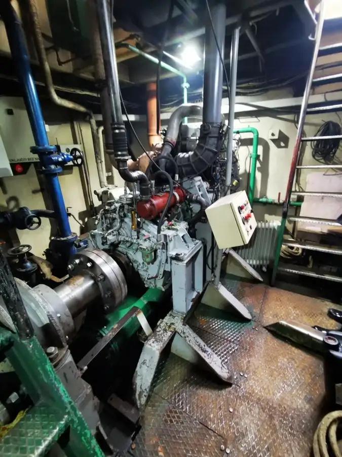 Kapal dredger kanggo didol