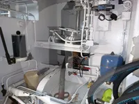 Kapal pengangkut iwak urip kanggo didol