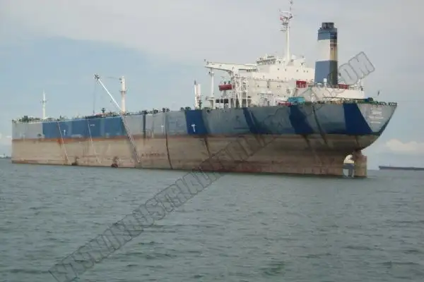 Kapal tanker minyak/bahan kimia kanggo didol