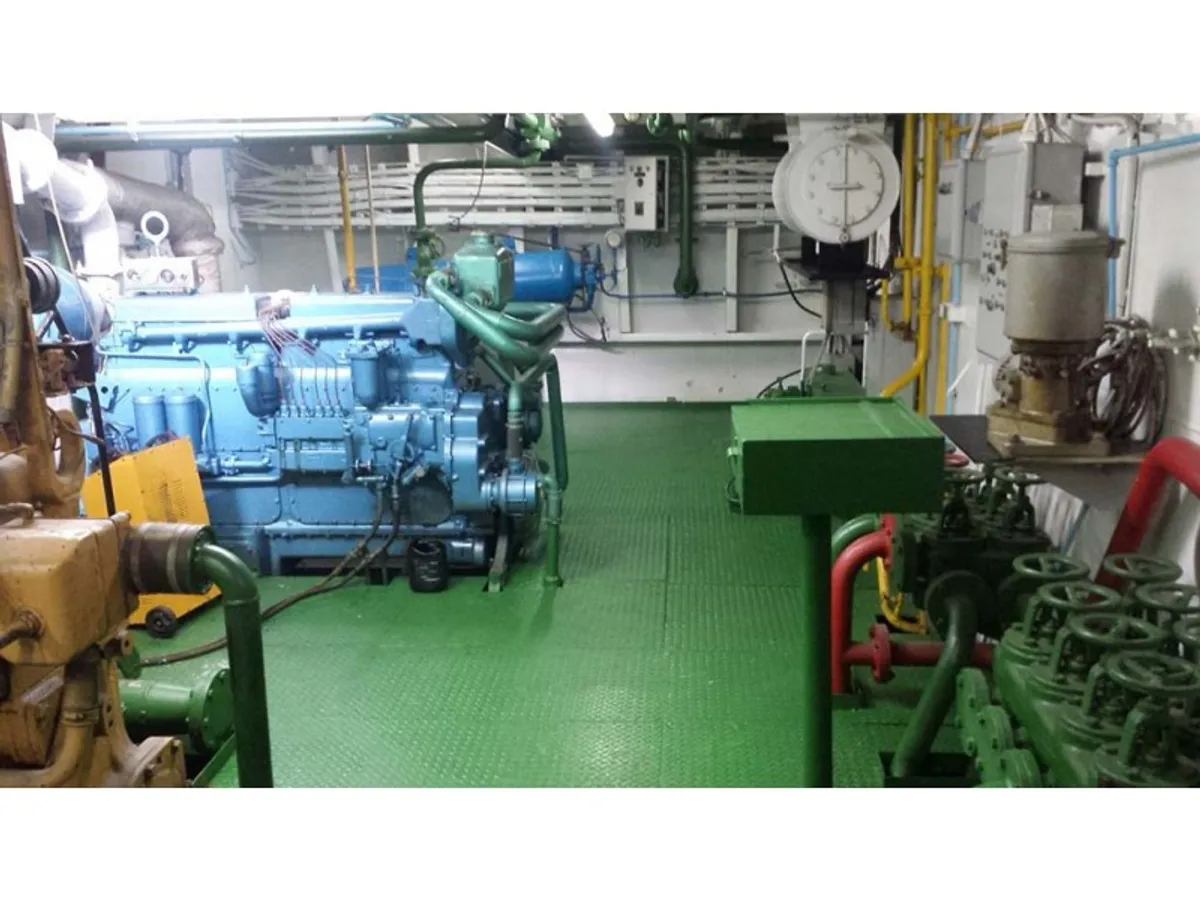 Kapal dredger kanggo didol