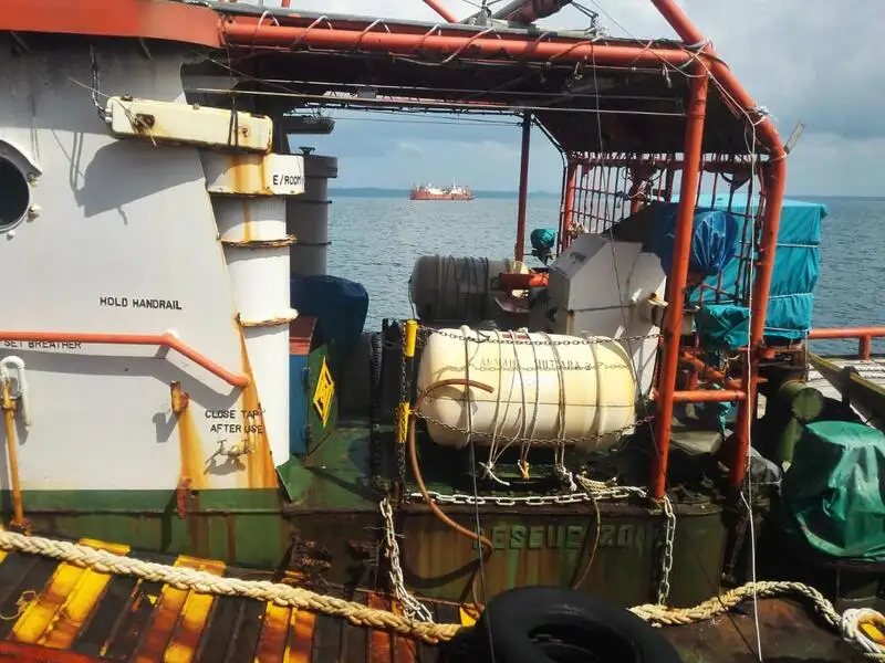 Kapal kerja kanggo didol