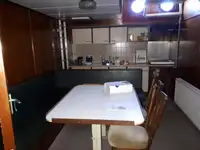 Kapal trawler kanggo didol