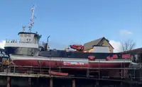 Kapal kerja kanggo didol