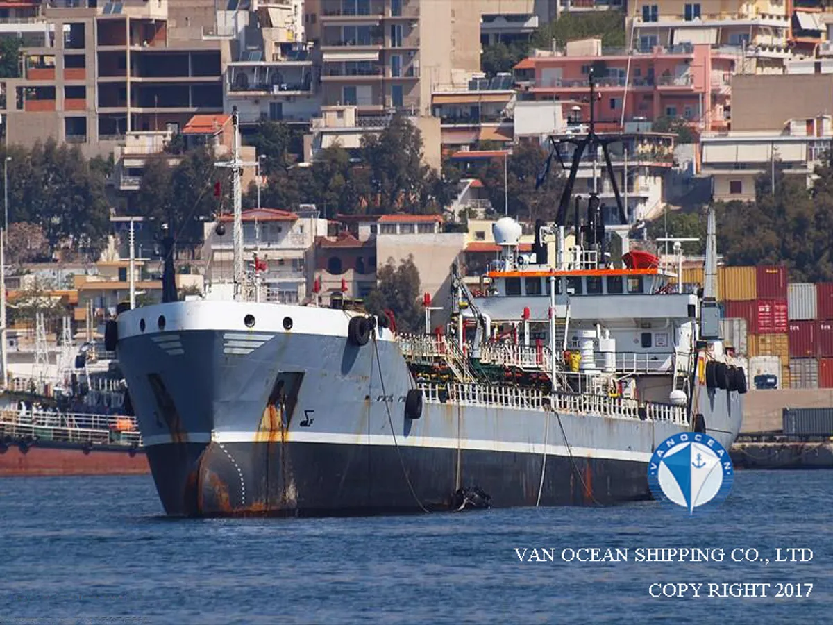 Kapal tanker minyak/bahan kimia kanggo didol