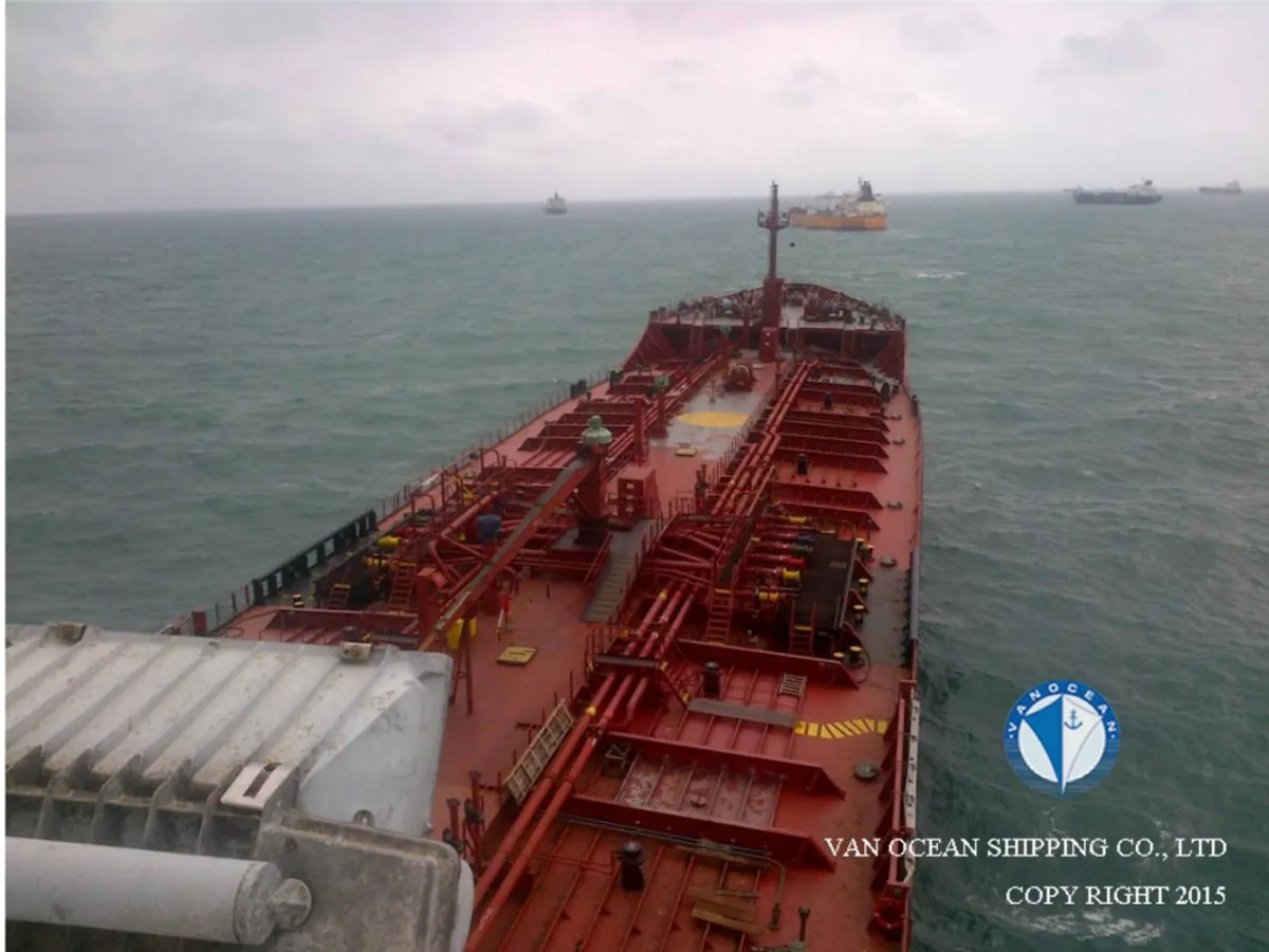 Kapal tanker minyak/bahan kimia kanggo didol