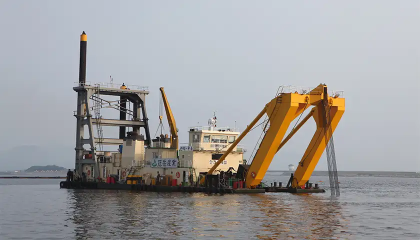 Kapal dredger kanggo didol