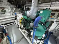 Kapal kontainer kanggo didol