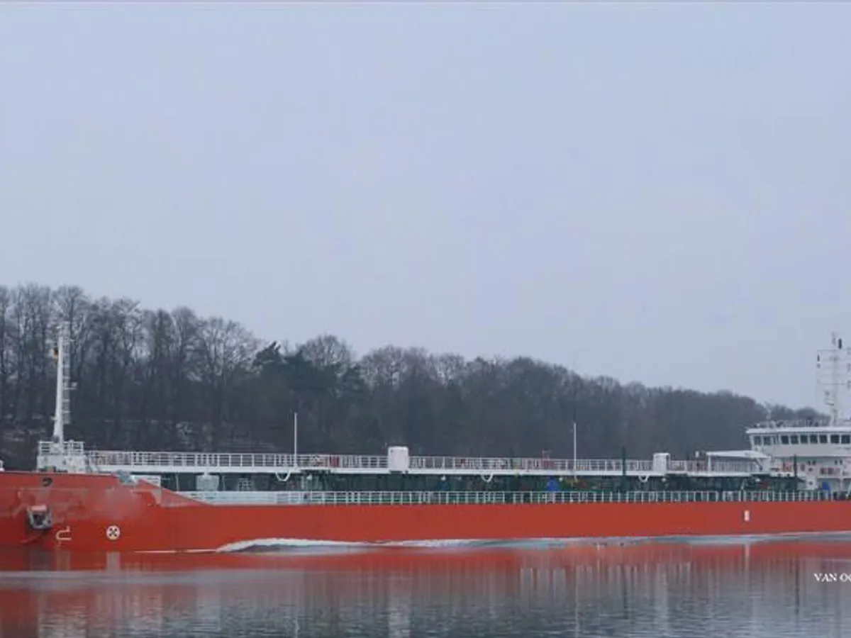 Kapal tanker minyak/bahan kimia kanggo didol