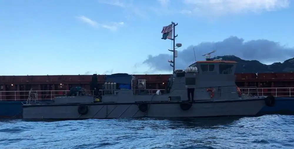 Kapal kerja kanggo didol