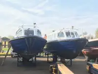 Kapal survey kanggo didol