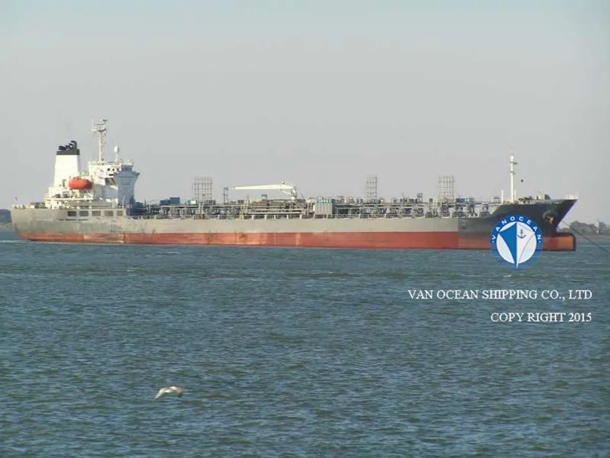 Kapal tanker minyak/bahan kimia kanggo didol